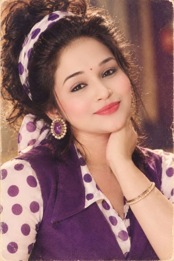 Contact-sheet preview of diksha 07🥰's Chamet recording