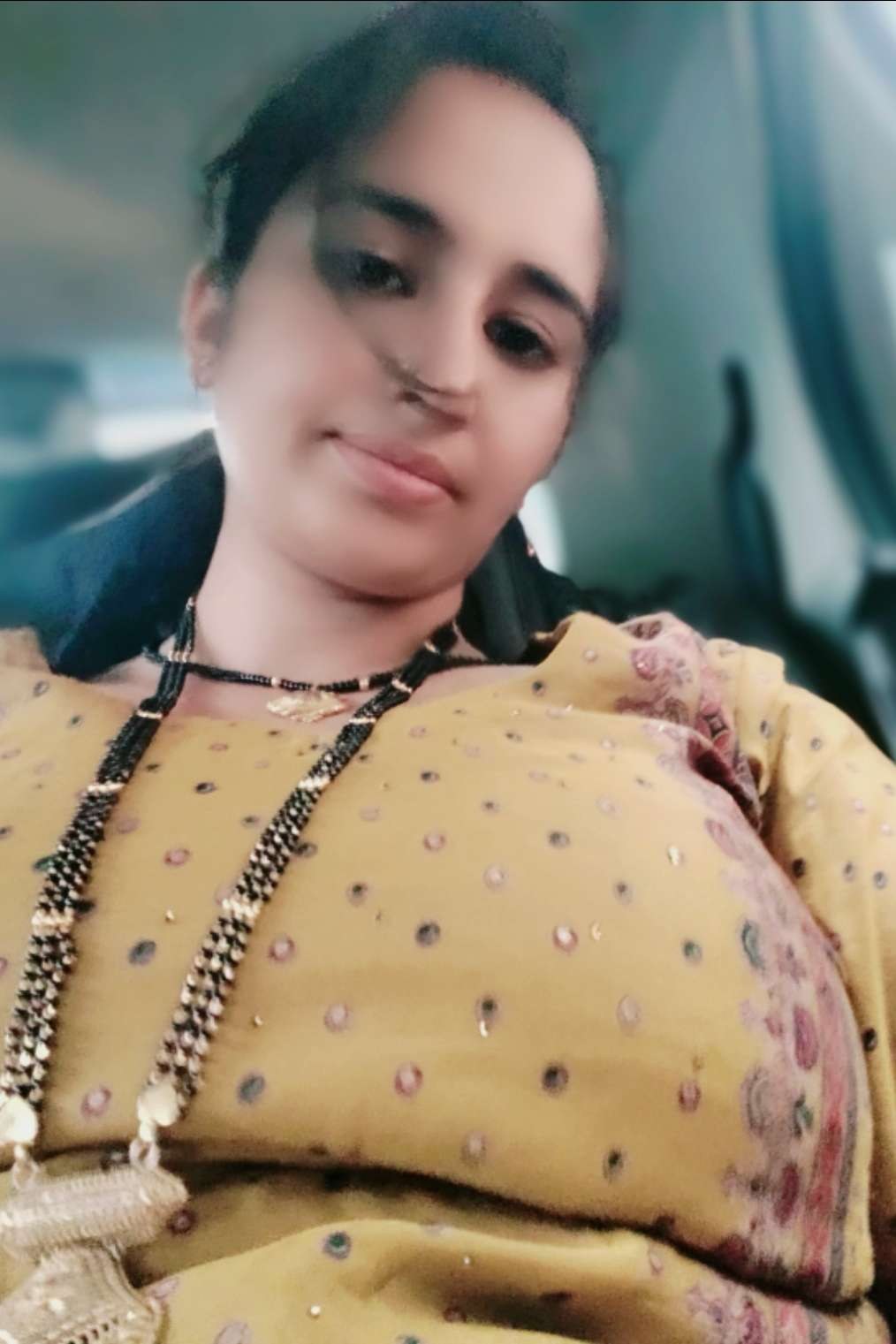 Contact-sheet preview of ♥️pooja♥️chauhan♥️'s Chamet recording